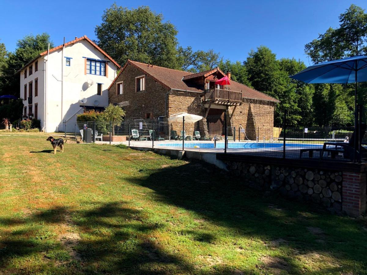 Moulin Des Forges Gites, Camping Et Glamping Moutier-Malcard Exterior photo