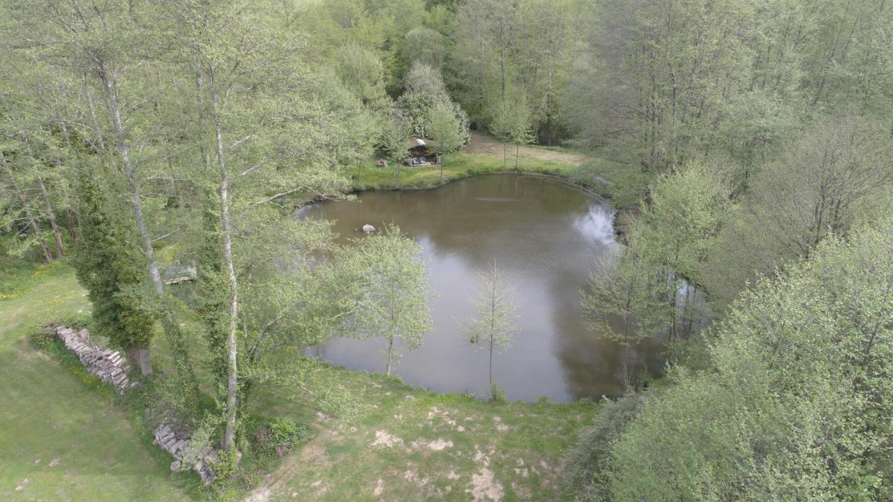 Moulin Des Forges Gites, Camping Et Glamping Moutier-Malcard Exterior photo